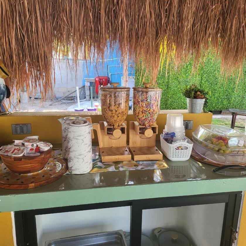 Pelican Inn At Las Dunas Chelem Extérieur photo